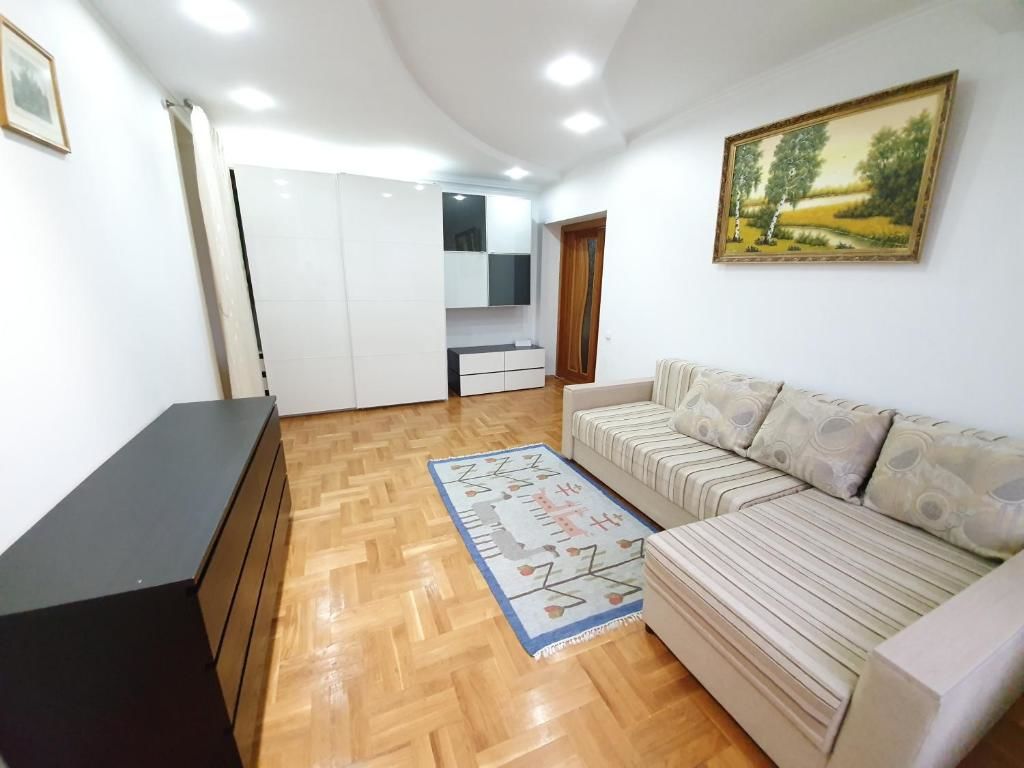 Апартаменты Grand Apartments 2-rooms near the Airport Chisinau Кишинёв-29