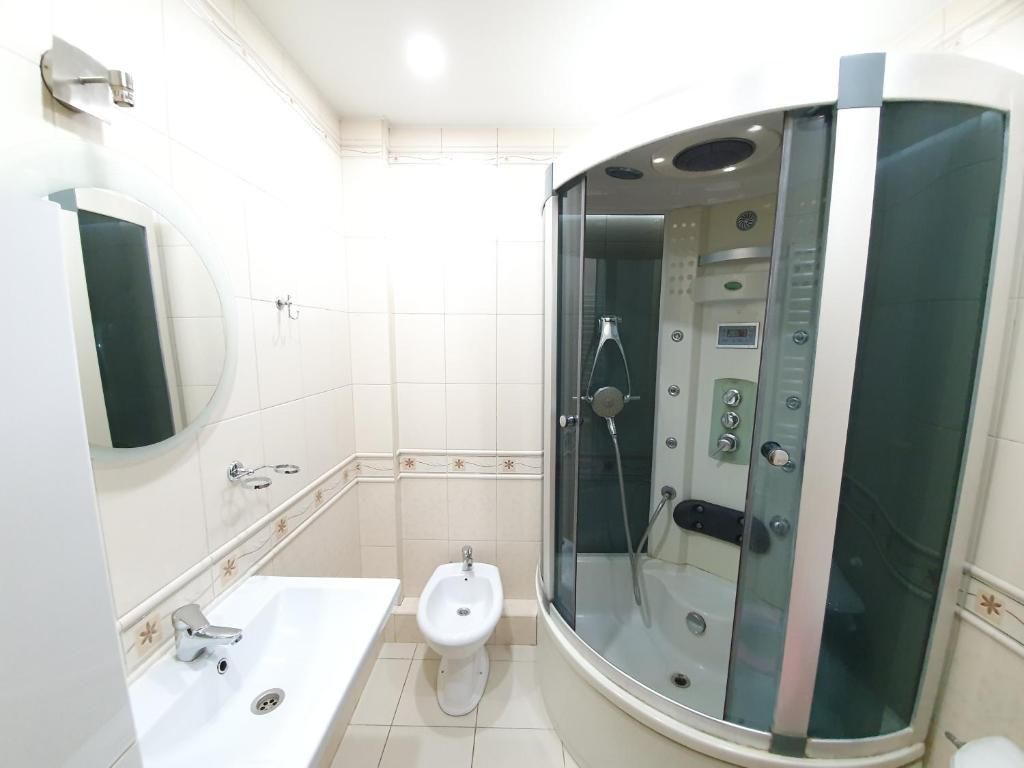 Апартаменты Grand Apartments 2-rooms near the Airport Chisinau Кишинёв-30