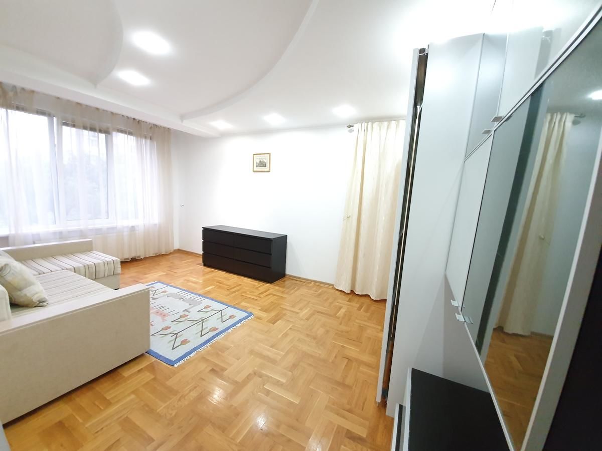 Апартаменты Grand Apartments 2-rooms near the Airport Chisinau Кишинёв-8